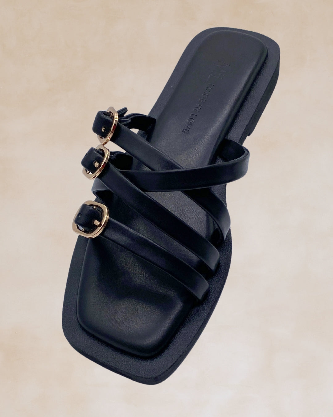 Kasing-Kasing | Black Buckle Strap Sandals