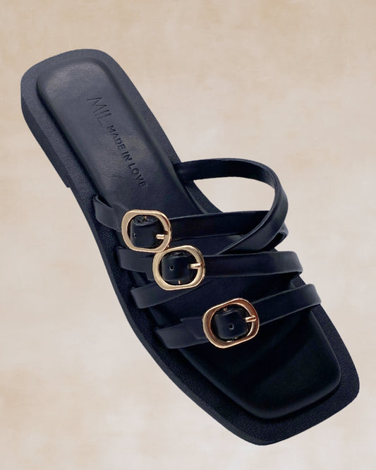 Kasing-Kasing | Black Buckle Strap Sandals