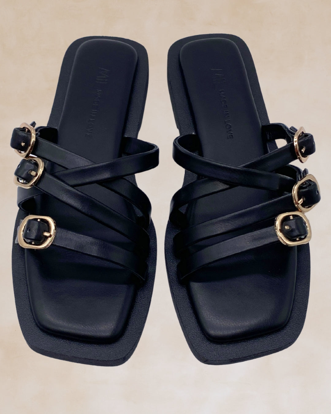 Kasing-Kasing | Black Buckle Strap Sandals