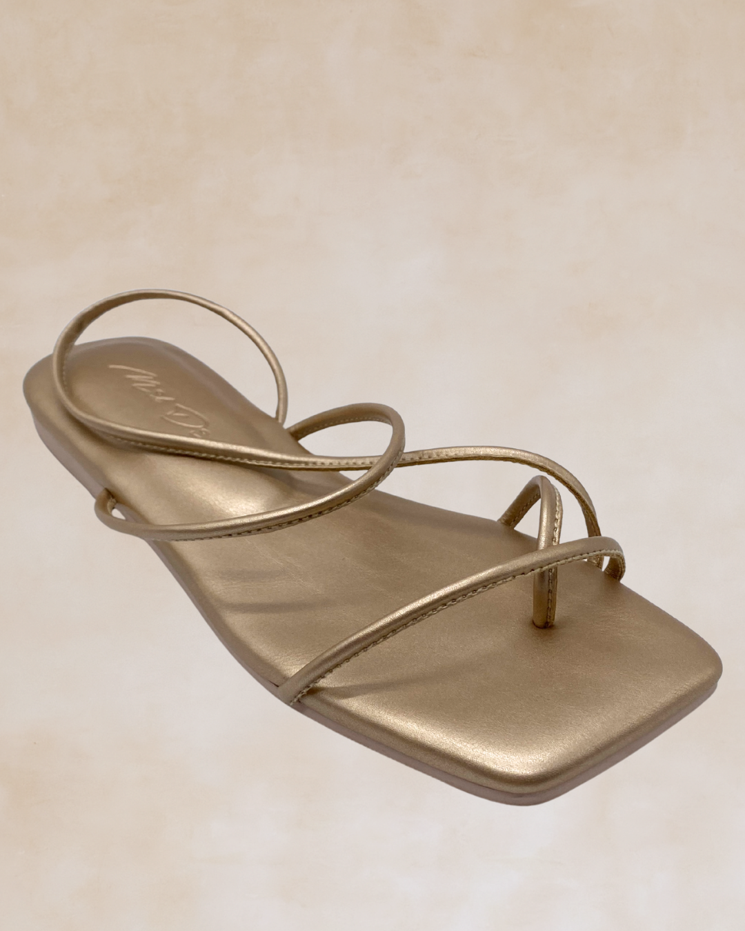 Matahum | Matte Gold Flats