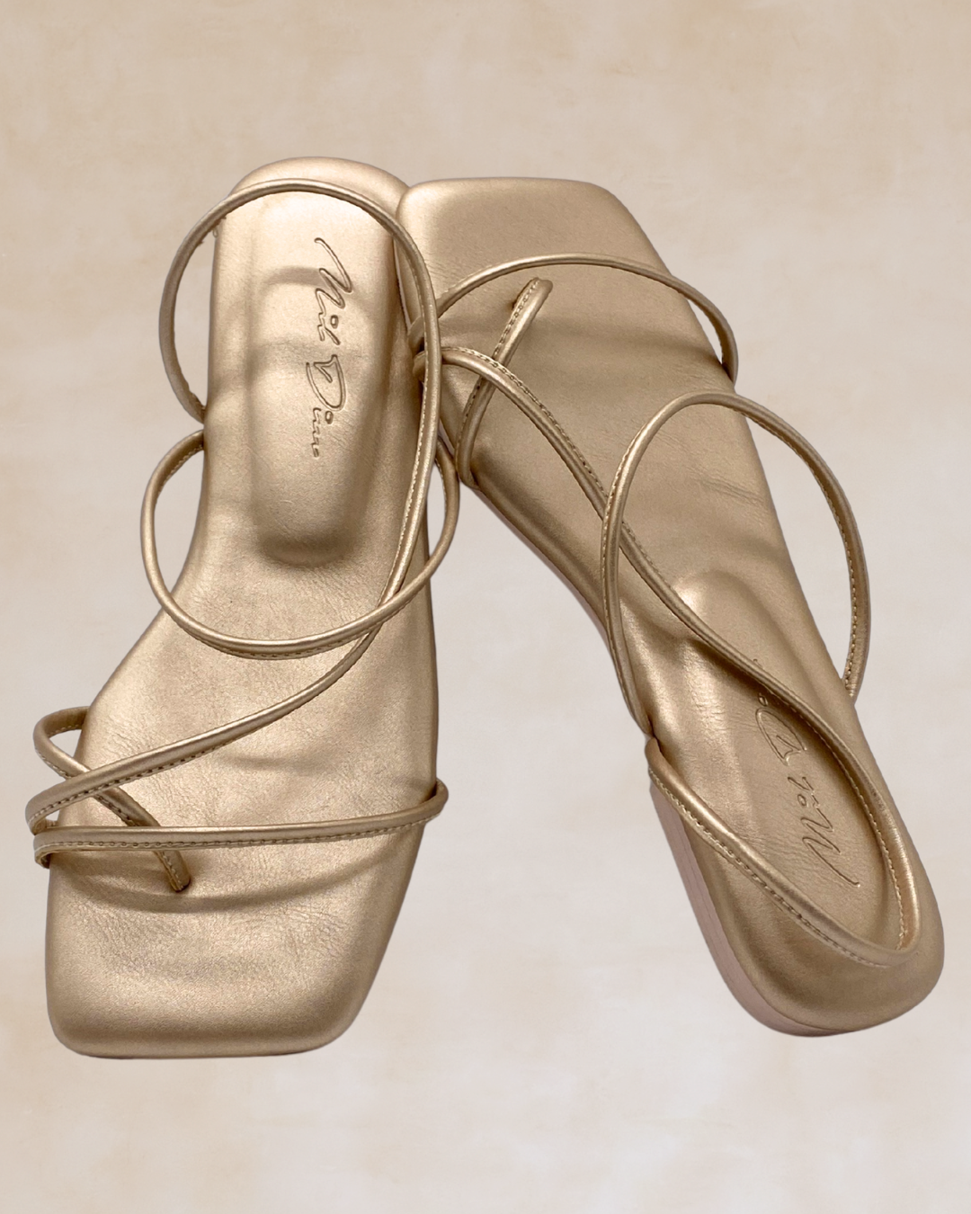 Matahum | Matte Gold Flats