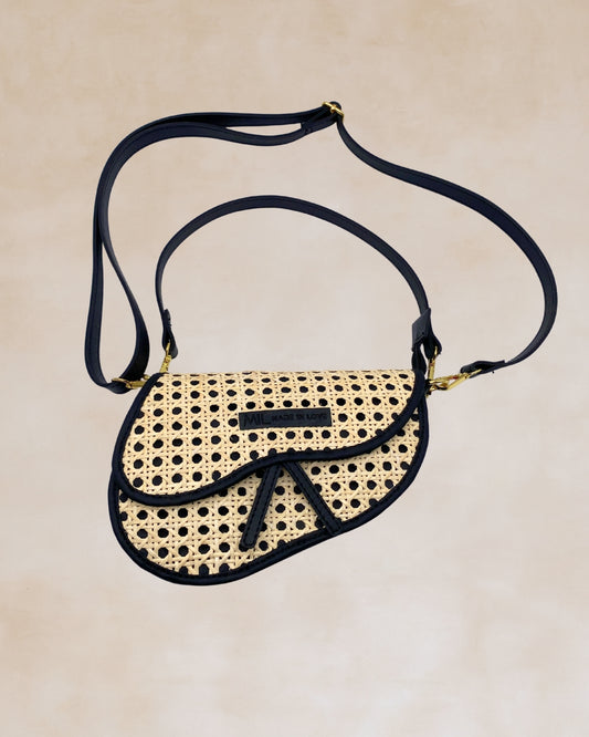 Huni – Handcrafted Woven Crossbody Bag