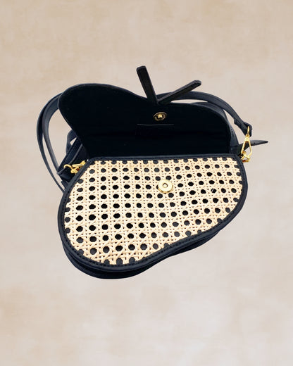 Huni – Handcrafted Woven Crossbody Bag