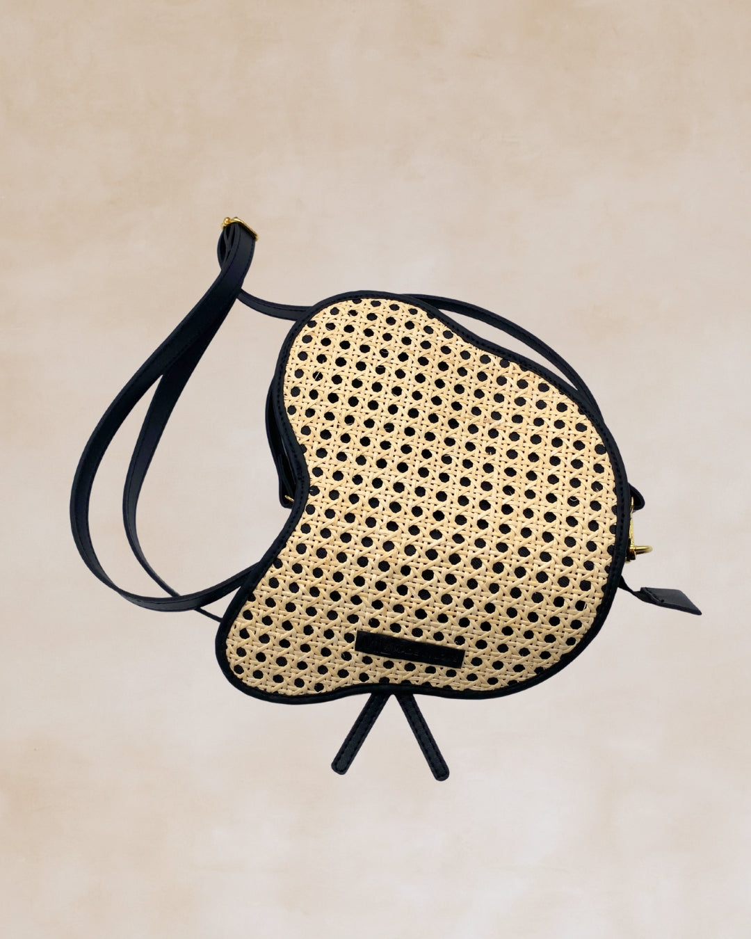 Huni – Handcrafted Woven Crossbody Bag