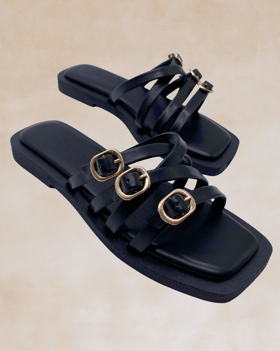 Kasing-Kasing | Black Buckle Strap Sandals