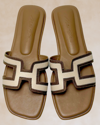 Habakkuk Flat | Mocha