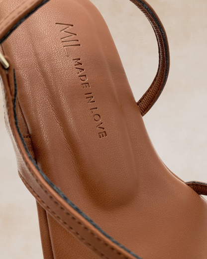 Adriel | Minimal Strap in Tan
