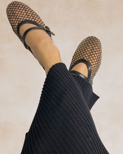 Hiraya Noir Mesh & Tan Mules