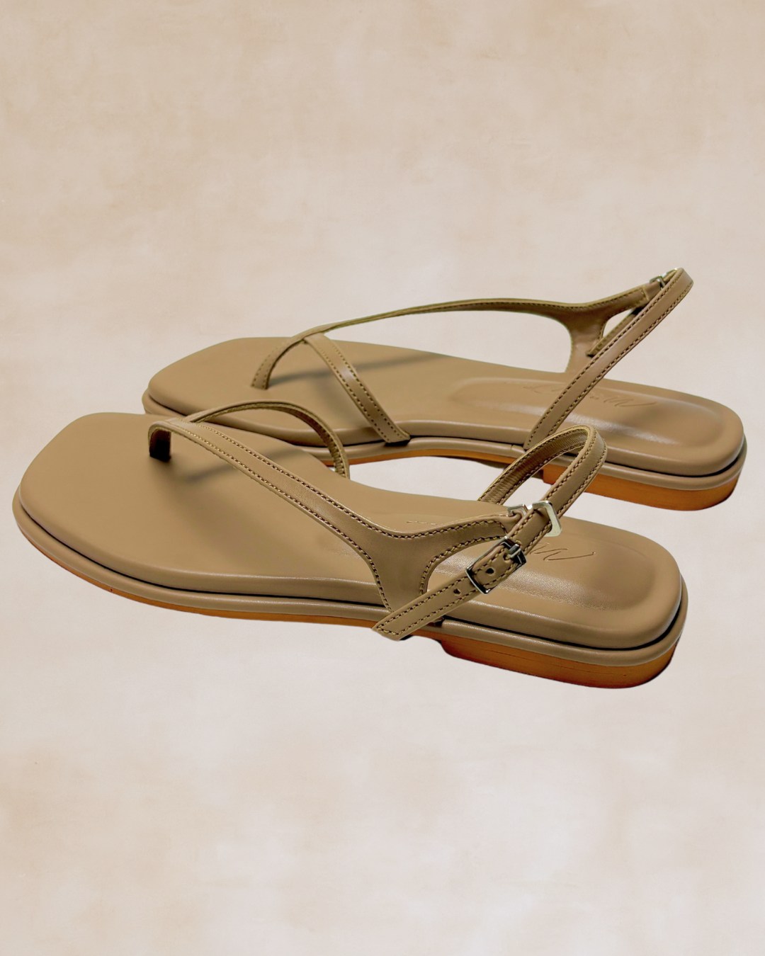 Adriel | Minimal Strap in Mocha