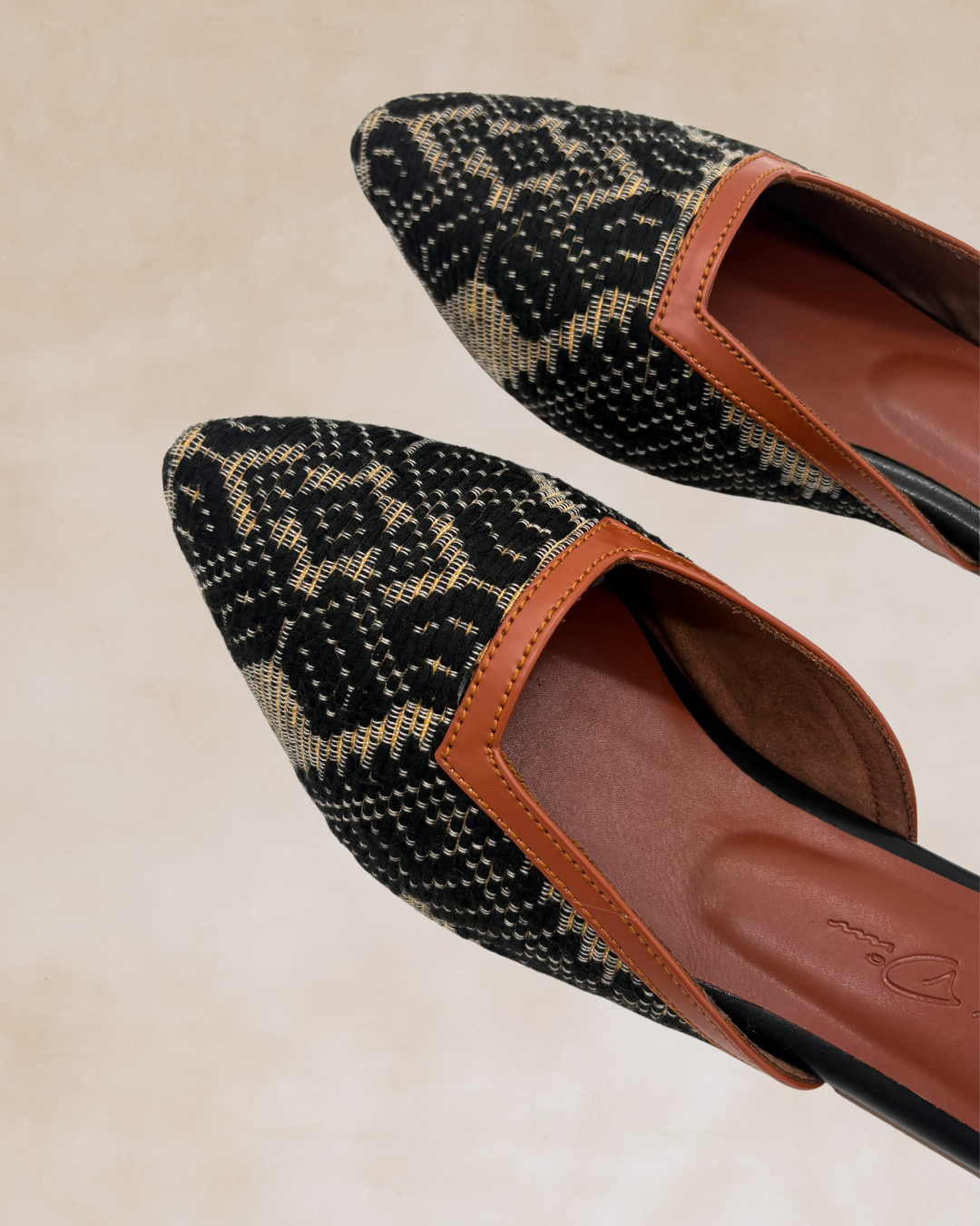 Masinati | Handwoven Heritage Mules
